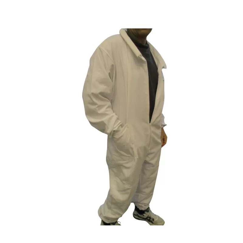 Combinaison d'apiculture avec col bourrelet : protection complète pour l'apiculteur