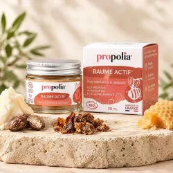 ot et étui de baume actif bio réparateur Propolia aux actifs de propolis, miel et beurre de karité